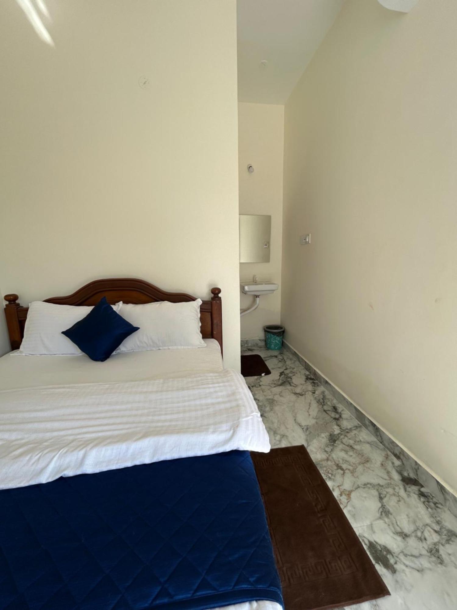 Dss Home Stay Just 500 Meter Girivalam Road Tiruvannamalai Exterior photo